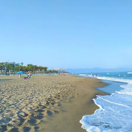 Апартаменти Mercedes 2 Bedroom, Sea Views Торремолінос