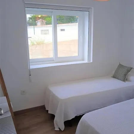 Mercedes 2 Bedroom, Sea Views *