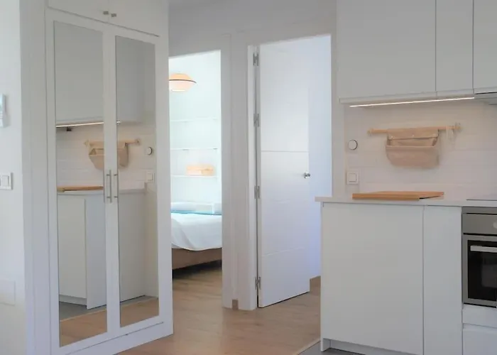 Mercedes 2 Bedroom, Sea Views