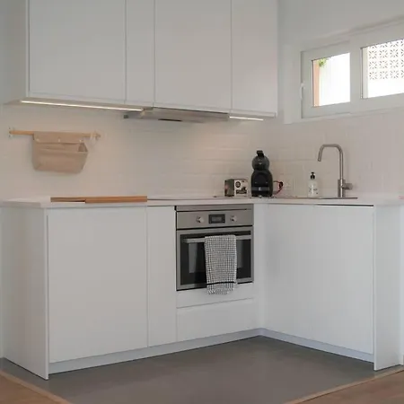 公寓 Mercedes 2 Bedroom, Sea Views